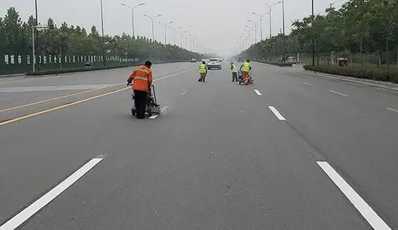 揚州道路劃線電話， 揚州市區(qū)專業(yè)道路劃線公司電話