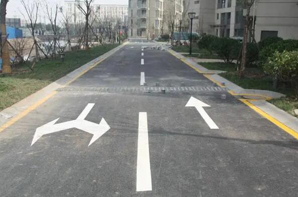 蘇州道路劃線一般什么樣的單位能做，馬路上劃線是哪個(gè)部門？